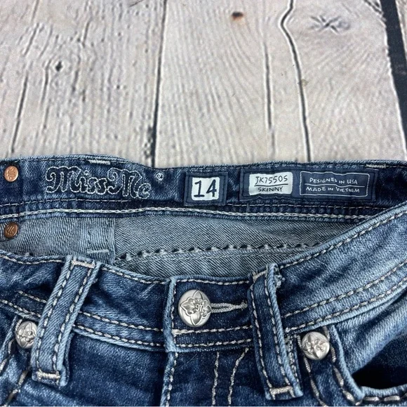 Miss Me Jean Women’s 14 (27x30.5) Low Rise Skinny Embellished Cross - Picture 8 of 12